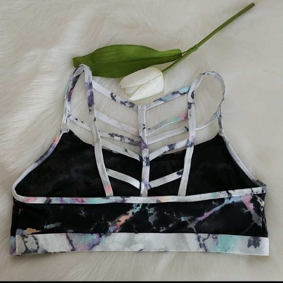 Size L🌺PINK VICTORIA'S SECRET ULTIMATE SPORTS BRA - Picture 3 of 4